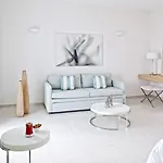 Delight Boutique - Small Luxury Of The World (adults Only)